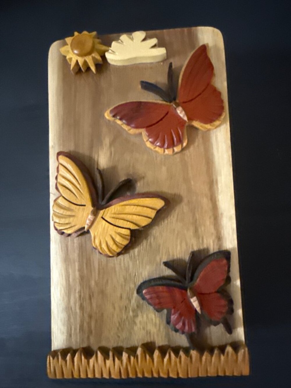 Carver Dans Handcrafted Wooden Puzzle Box With Butterfly Design - Made In Vietna